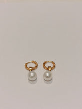 Load image into Gallery viewer, Mini Freshwater Pearl Earrings 9-10mm in Stainless Steel
