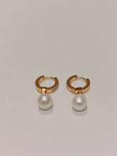 Load image into Gallery viewer, Mini Freshwater Pearl Earrings 9-10mm in Stainless Steel
