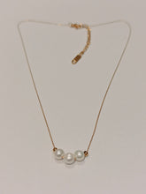 Load image into Gallery viewer, Freshwater Pearl Choker Necklace