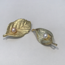 Load image into Gallery viewer, Leaves Brooch