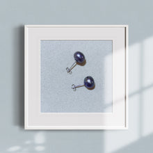 Load image into Gallery viewer, 9-10MM Pearl Studs
