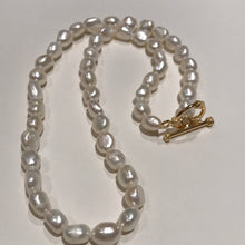 Load image into Gallery viewer, Baroque Freshwater Pearls Necklace