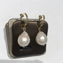 Load image into Gallery viewer, Baroque Pearl Ear Clips