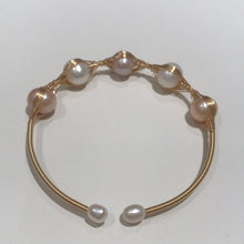 Load image into Gallery viewer, Gold Filled Wire Bracelets