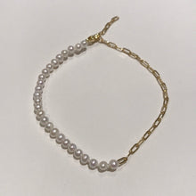 Load image into Gallery viewer, Pearl and Chain Bracelet