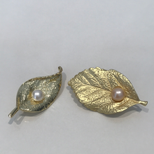 Load image into Gallery viewer, Leaves Brooch