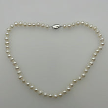 Load image into Gallery viewer, 7MM Pearl Necklace Silver