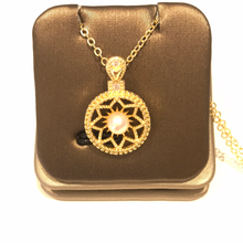 Load image into Gallery viewer, Baby Akoya Sea Pearl Necklaces