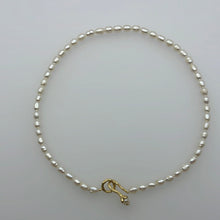 Load image into Gallery viewer, Bud Freshwater Pearl Necklaces