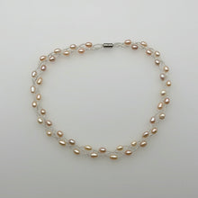 Load image into Gallery viewer, Magnet Pink Pearl Necklaces