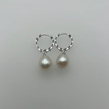 Load image into Gallery viewer, Hoop Freshwater Pearl Earrings