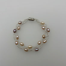 Load image into Gallery viewer, Magnet Pink Pearl Bracelets
