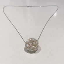 Load image into Gallery viewer, Pearl Ball Necklace
