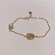 Load image into Gallery viewer, Camilla Freshwater Pearl Bracelets