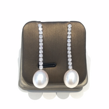 Load image into Gallery viewer, Sterling Silver Silver and Finest Freshwater Pearl Earrings
