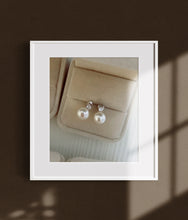 Load image into Gallery viewer, Classic Freshwater Pearls Studs