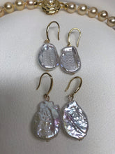 Load image into Gallery viewer, Petal Shaped Baroque Pearl Earrings