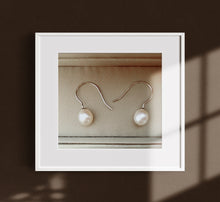 Load image into Gallery viewer, Sterling Silver Plain Earrings 1