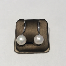 Load image into Gallery viewer, 11-12MM Round Baroque Pearl Earrings