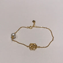 Load image into Gallery viewer, Camilla Freshwater Pearl Bracelets
