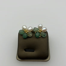 Load image into Gallery viewer, Flower Studs With Green Amethyst