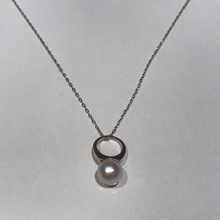 Load image into Gallery viewer, Akoya Sea Pearl Necklace White