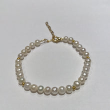 Load image into Gallery viewer, 6-7MM Freshwater Pearl Bracelets
