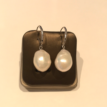Load image into Gallery viewer, French Wire Baroque Pearl Earrings