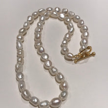 Load image into Gallery viewer, Baroque Freshwater Pearls Necklace