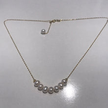 Load image into Gallery viewer, Smile Freshwater Pearl Necklaces Golden