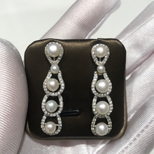 Load image into Gallery viewer, Multi Pearl Earrings