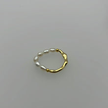 Load image into Gallery viewer, Freshwater Pearl Ring in 14K Gold Filled