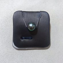 Load image into Gallery viewer, Floating Sea Pearl Necklaces