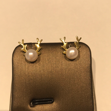 Load image into Gallery viewer, Deer Studs