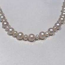Load image into Gallery viewer, Mixed Round Pearl Necklaces and Bracelets