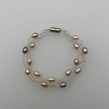 Load image into Gallery viewer, Magnet Pink Pearl Bracelets
