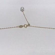 Load image into Gallery viewer, Smile Freshwater Pearl Necklaces Golden