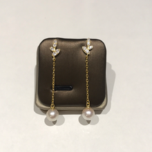 Load image into Gallery viewer, Sterling Silver Leaves long Akoya Sea Pearl Earrings
