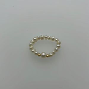Elastic Pearl Ring 01