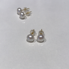 Load image into Gallery viewer, 6-7 MM Pearl Studs ( Golden)