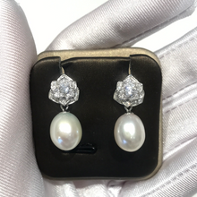 Load image into Gallery viewer, Sterling Silver Rose Finest Freshwater Pearl Earrings