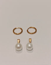Load image into Gallery viewer, Mini Freshwater Pearl Earrings 9-10mm in Stainless Steel
