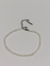 Load image into Gallery viewer, 2-3MM Mini Pearl Bracelet
