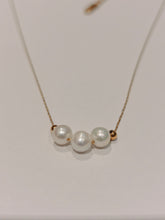 Load image into Gallery viewer, Freshwater Pearl Choker Necklace
