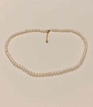 Load image into Gallery viewer, Freshwater Pearl Choker Necklace 5-6mm in Sterling Silver

