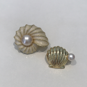 Shell Brooch