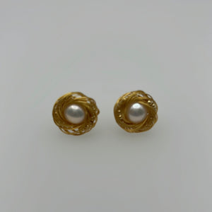 Nest Pearl Studs