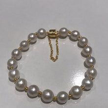 Load image into Gallery viewer, Magnet Freshwater Pearl Bracelets
