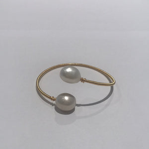 14K Gold Wire Baroque Freshwater Pearl Bangle