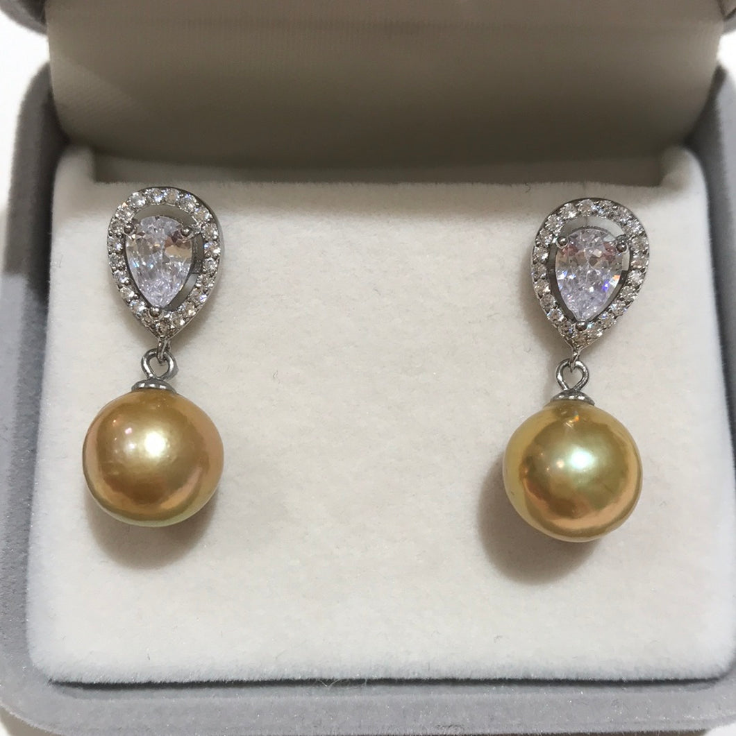 Golden Freshwater Pearls Earrings 06